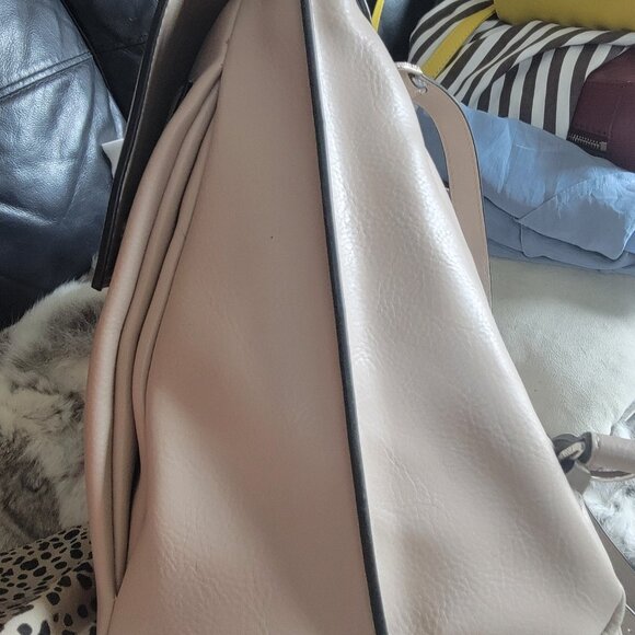 Brand New Kenneth Cole Mushroom Concord Backpack - Picture 3 of 5